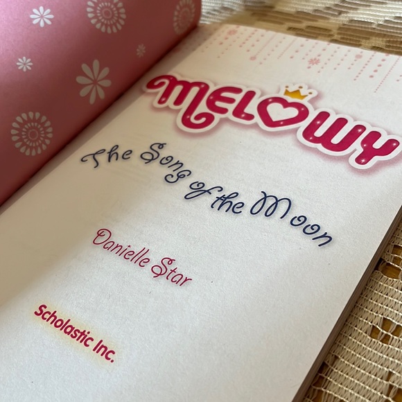 Melowy The Song of the Moon - Picture 4 of 8